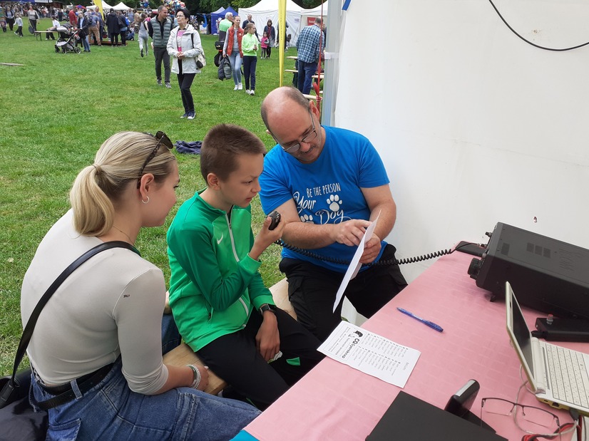 CQ Gyereknap